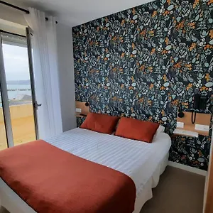 https://au-bon-accueil-perros-guirec.inbrittany.com